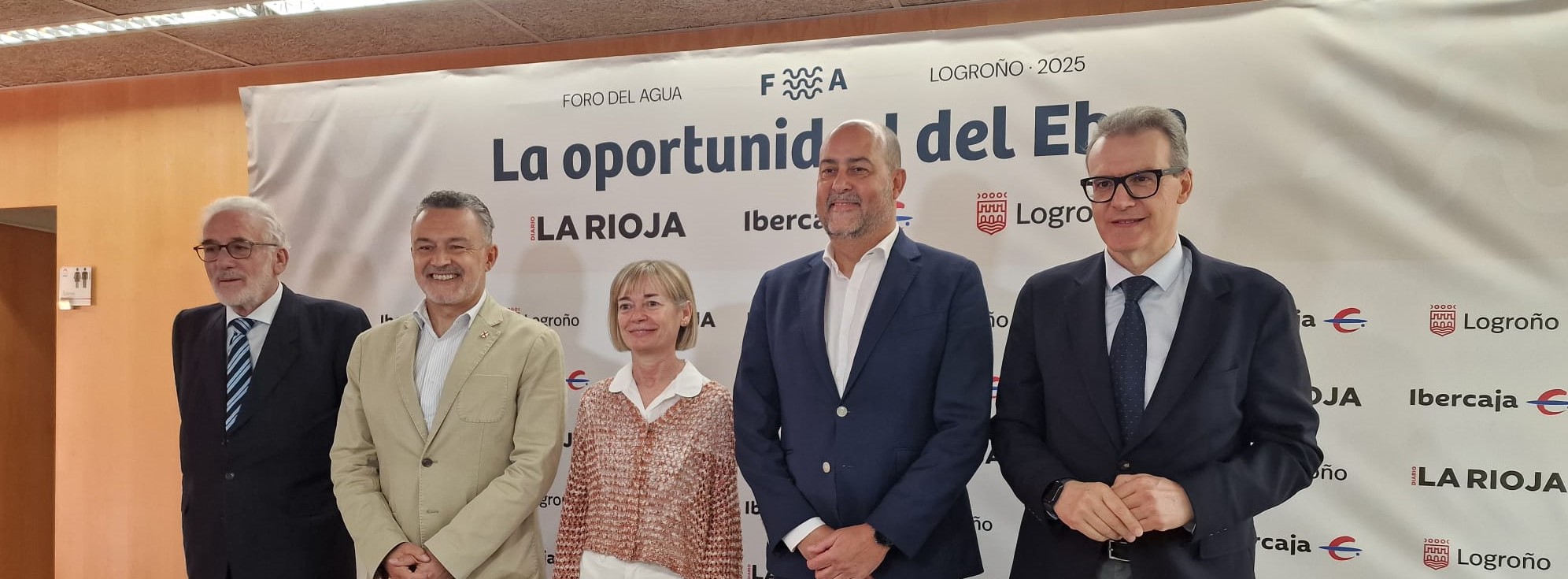 Carlos Arrazola: “La misión de la Confederación es buscar que el agua del Ebro sea una oportunidad para logar un buen nivel de bienestar social en un marco de sostenibilidad” Carlos Arrazola: “La misión de la Confederación es buscar que el agua del Ebro sea una oportunidad para logar un buen nivel de bienestar social en un marco de sostenibilidad”